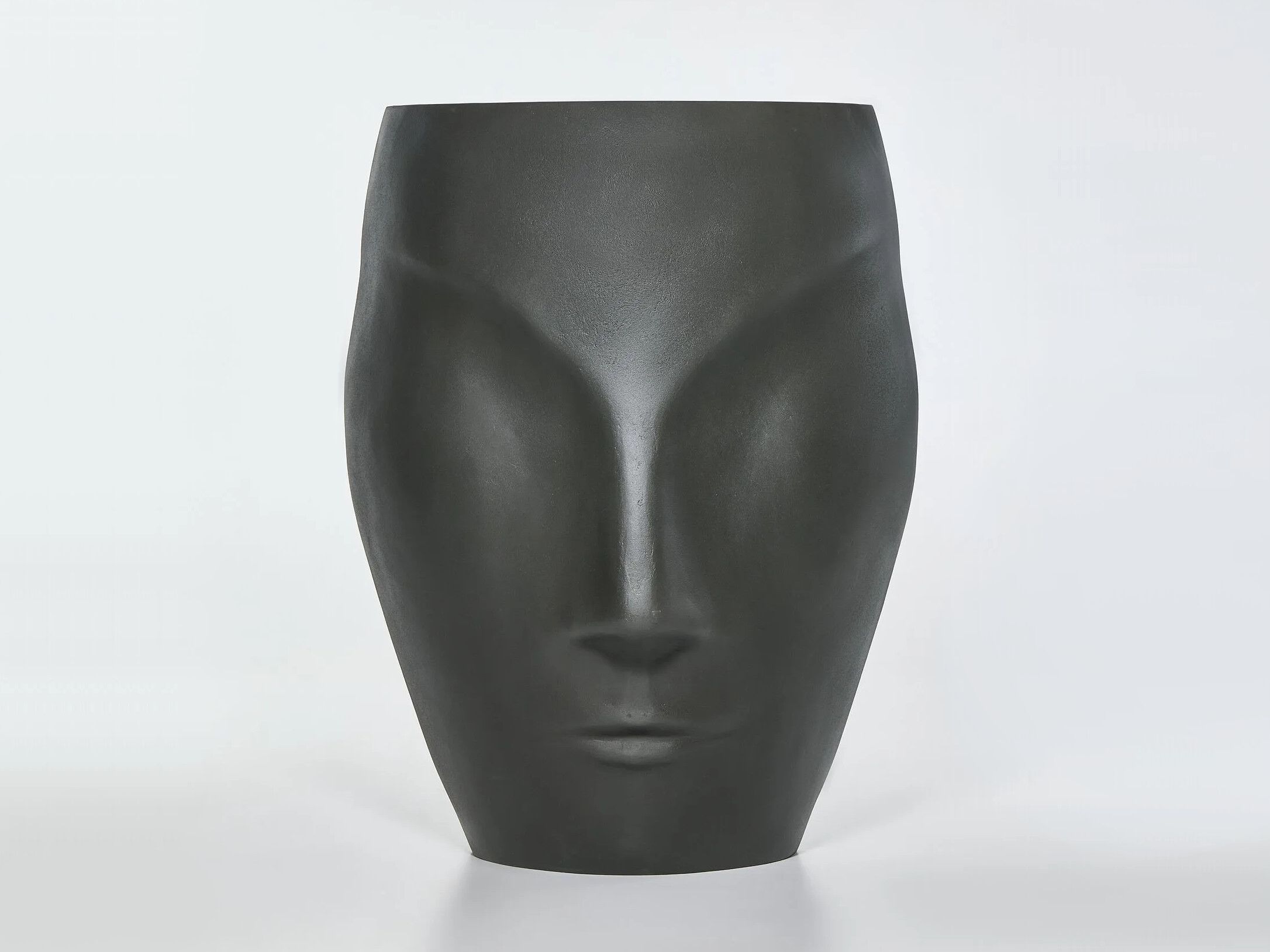 Перерабатываемый двухкомпонентный садовый горшок из смолы Ellemura Constantin ARCH-00075986