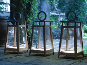 Напольный светильник грецкого ореха