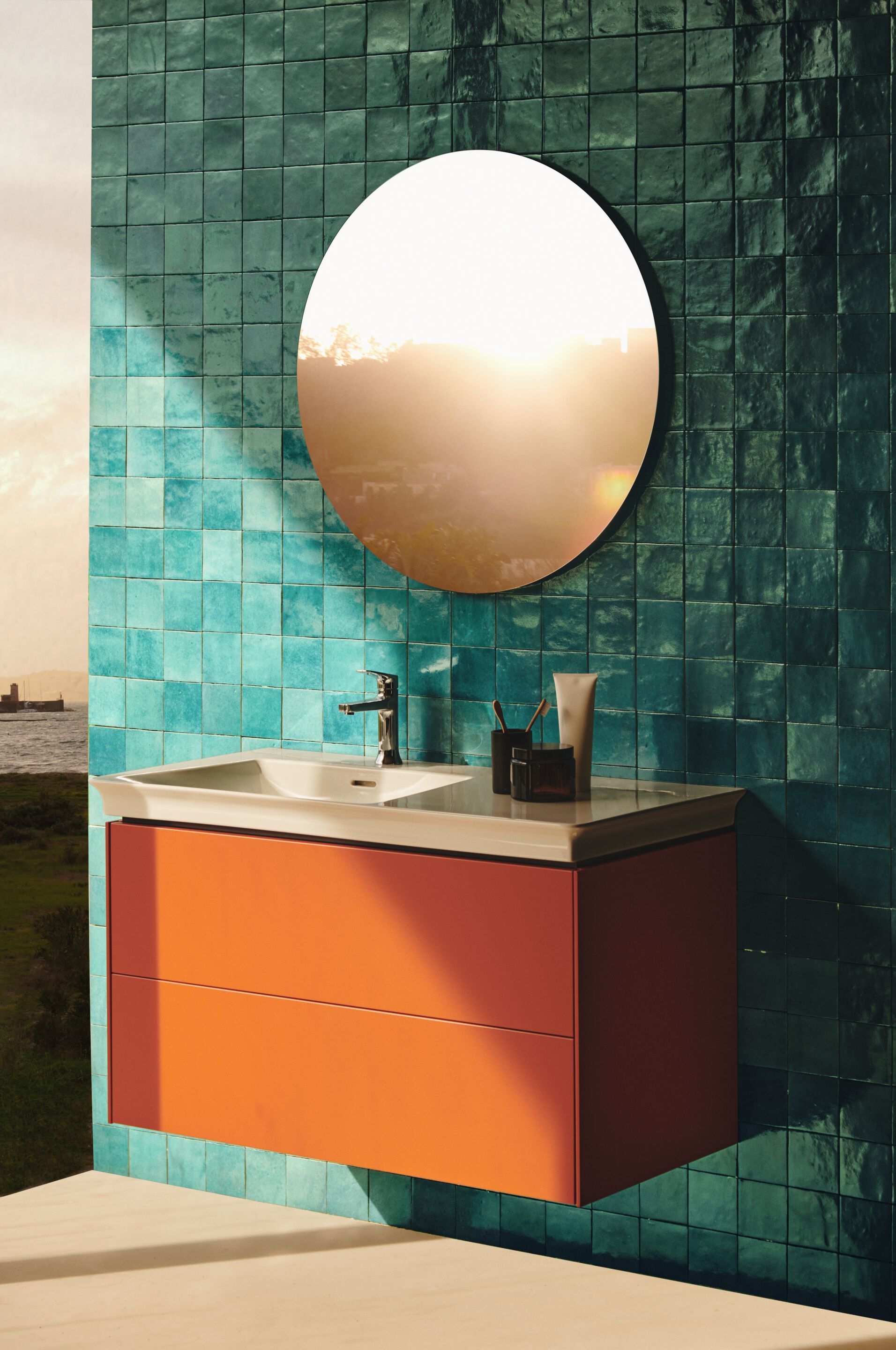 Керамическая раковина с одной столешницей с переливом Ideal Standard La Dolce Vita ARCH-00075319 - Вид №2