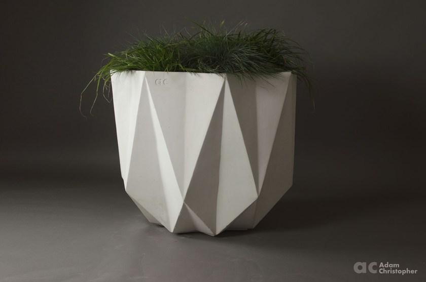 Adam Christopher Сеялка из цементных материалов sun-id-1498471 - Вид №1