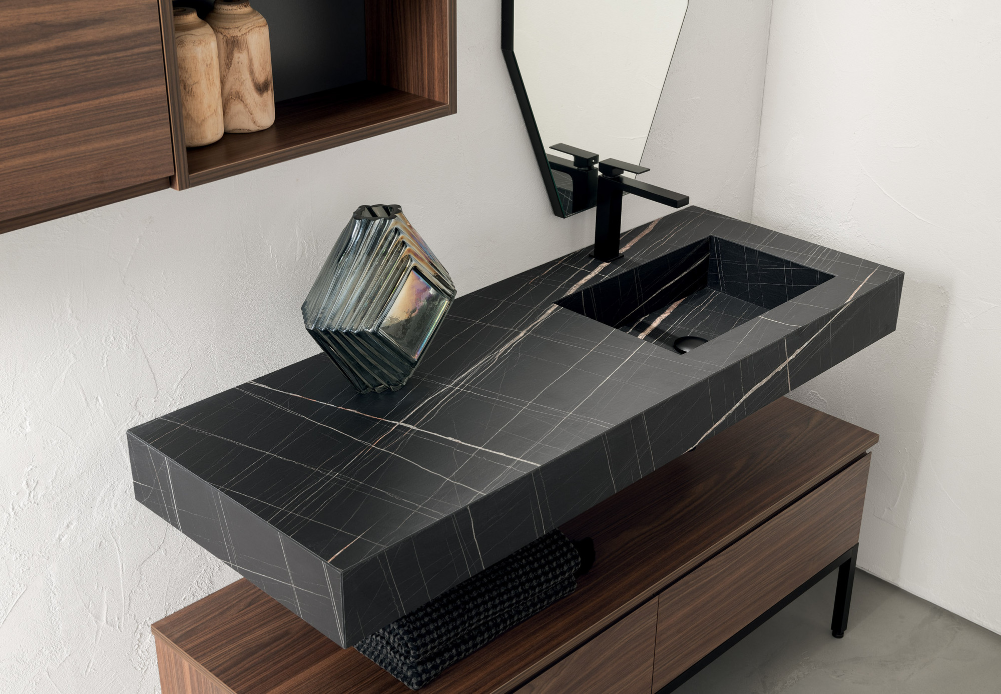 Art. v4505p Carlo Compabit 