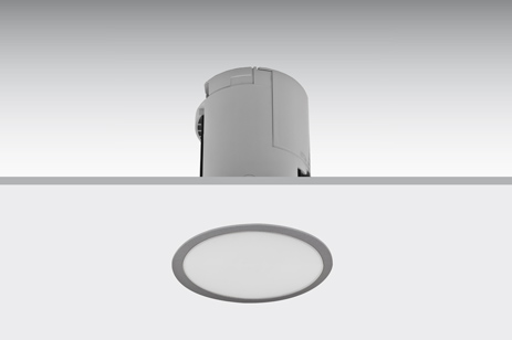 DST-41 Lens flush-mounted with metallic trim Daisalux Светильники аварийные Серебристо-Серый 