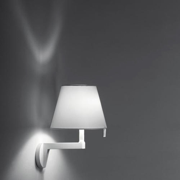 Светильник настенный белый Artemide 0721010A ARTEMIDE  00-3882738 Белый  - Вид №1