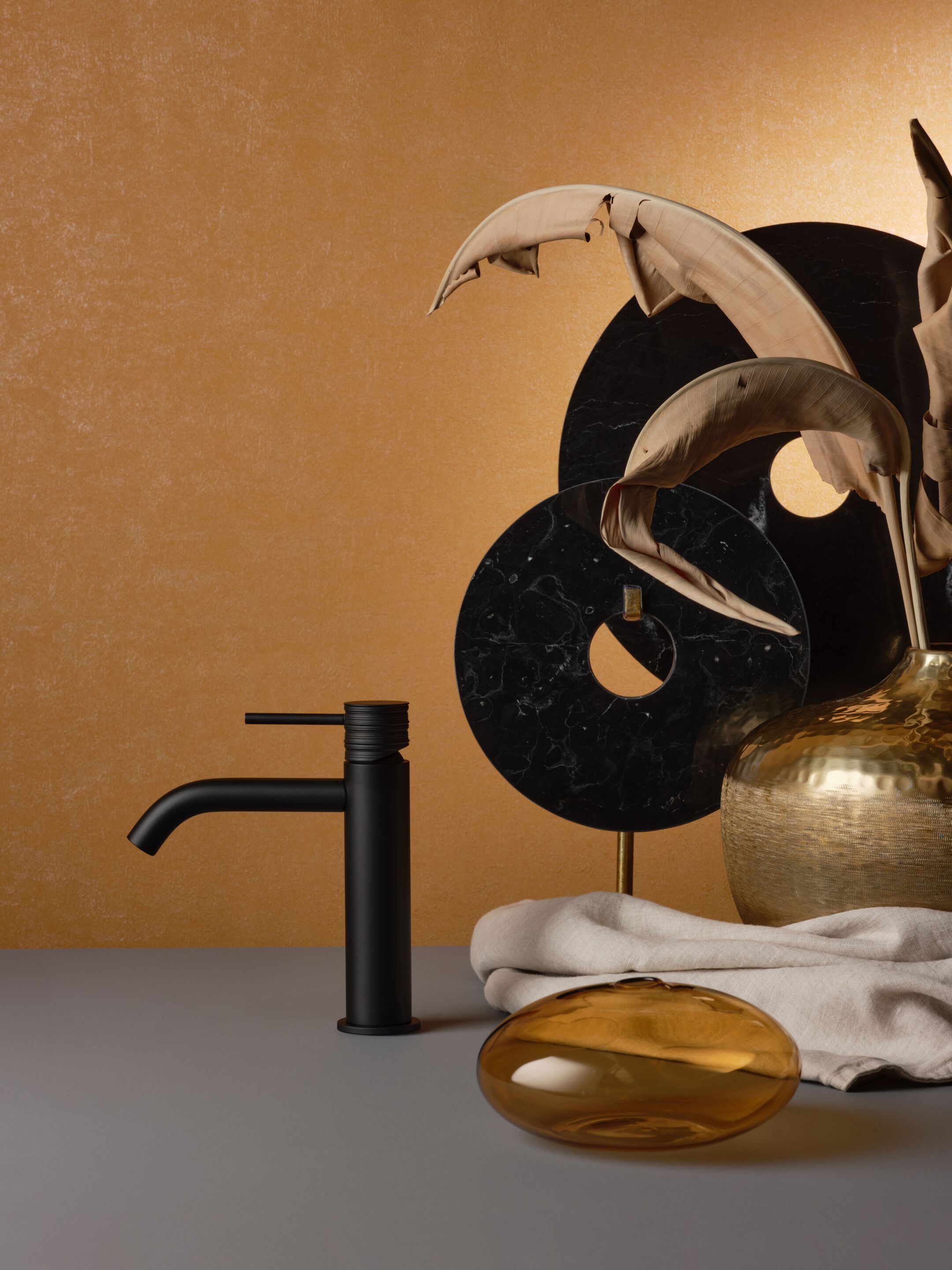 Однорычажный смеситель для раковины Ritmonio диаметр 35 отпечатков пальцев ARCH-00052501