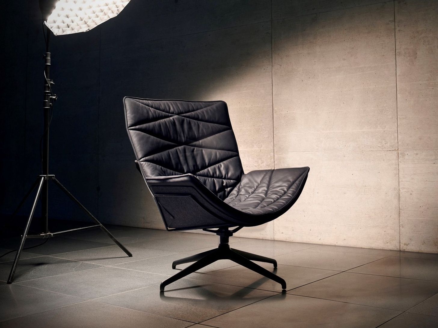 Спицевое вращающееся кресло с подлокотниками KFF Nest Pure ARCH-00101561 - Вид №9