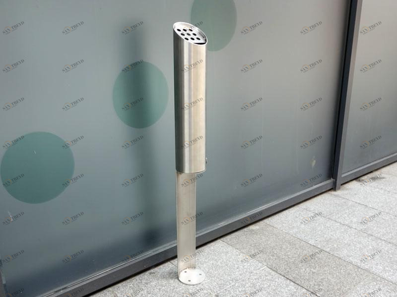 Tubo / ZZ Concept Стальная пепельница для общественных мест Tubo sun-id-1431128