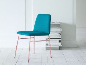 Мягкий стул из ткани