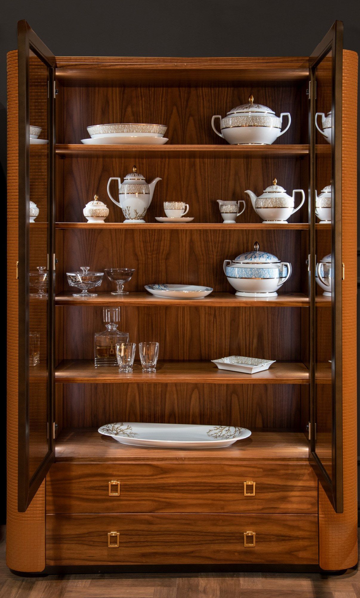 Витрина из дерева и стекла Formitalia Downtown ARCH-00010299 - Вид №1