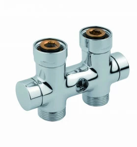 Carlo Poletti V48710M Клапан двухтрубный с держателями. Версия прямая с подключением медной или пластиковой трубы. Межосевое расстояние 50 мм.