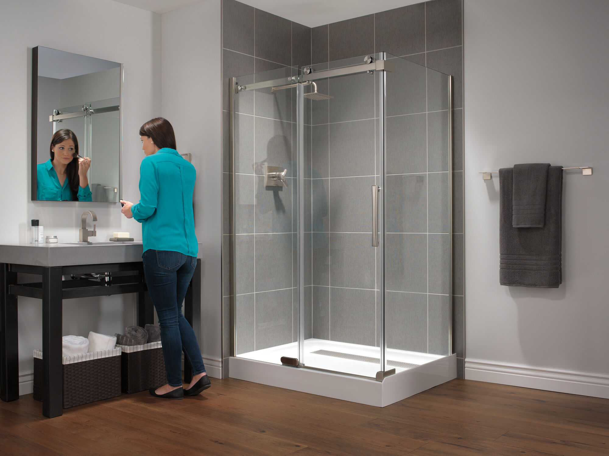 Угловая душевая стеклянная панель Delta Faucet B1112912-4836-SS - Вид №11