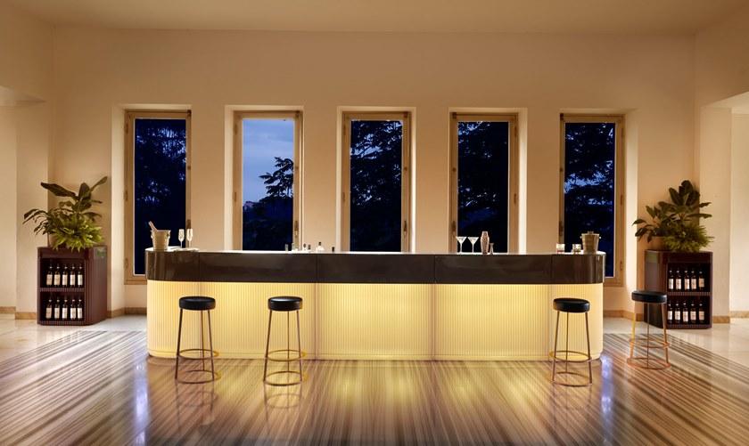 SLIDE Барная стойка с подсветкой из полиэтилена и hpl Cordiale sun-id-1400660 - Вид №3