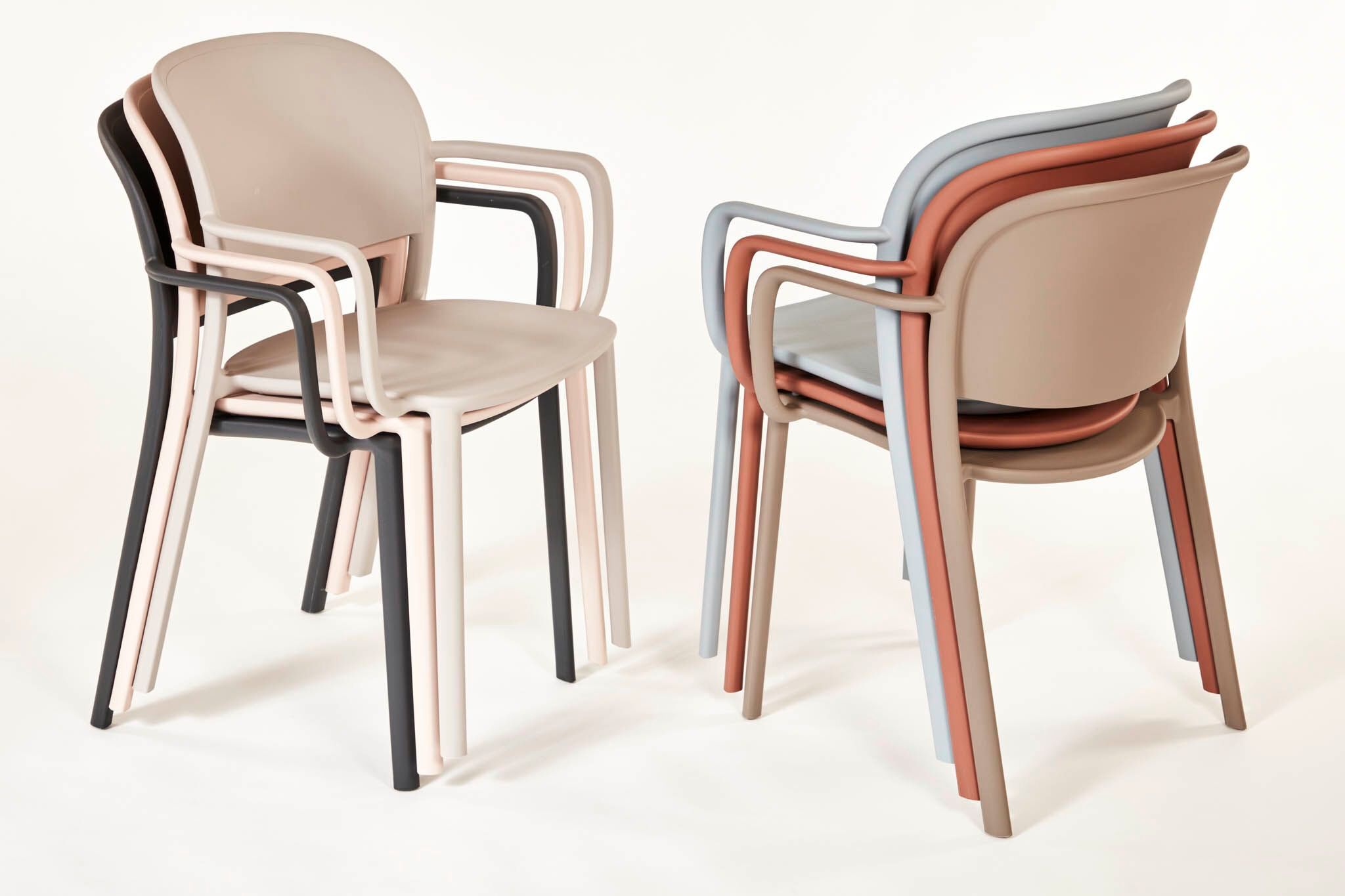 Полипропиленовый стул с подлокотниками Ezpeleta Trena ARCH-00008417