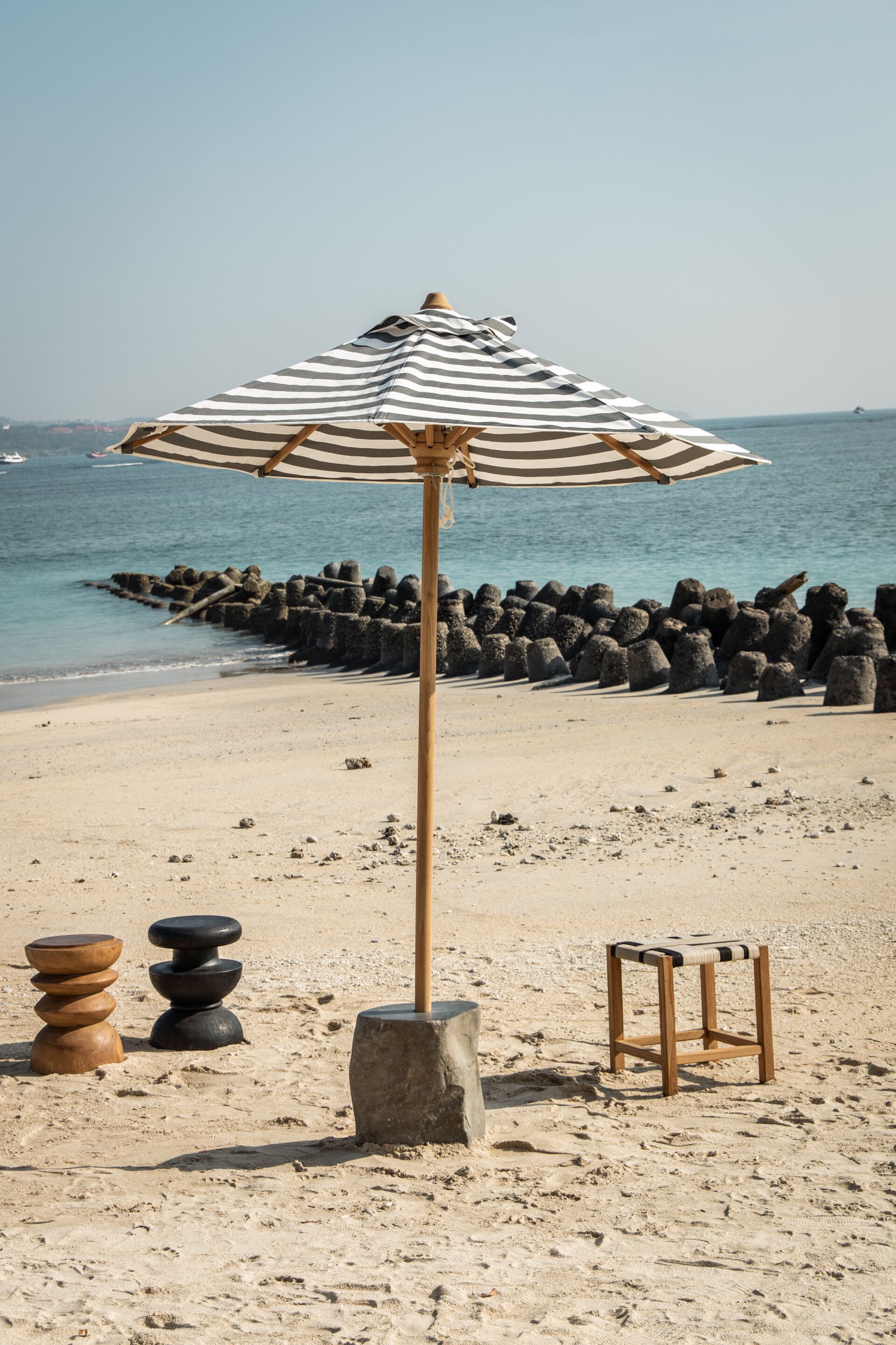 Низкий стул / круглый стол из тикового дерева cbdesign деревенский стул ARCH-00009277 - Вид №4