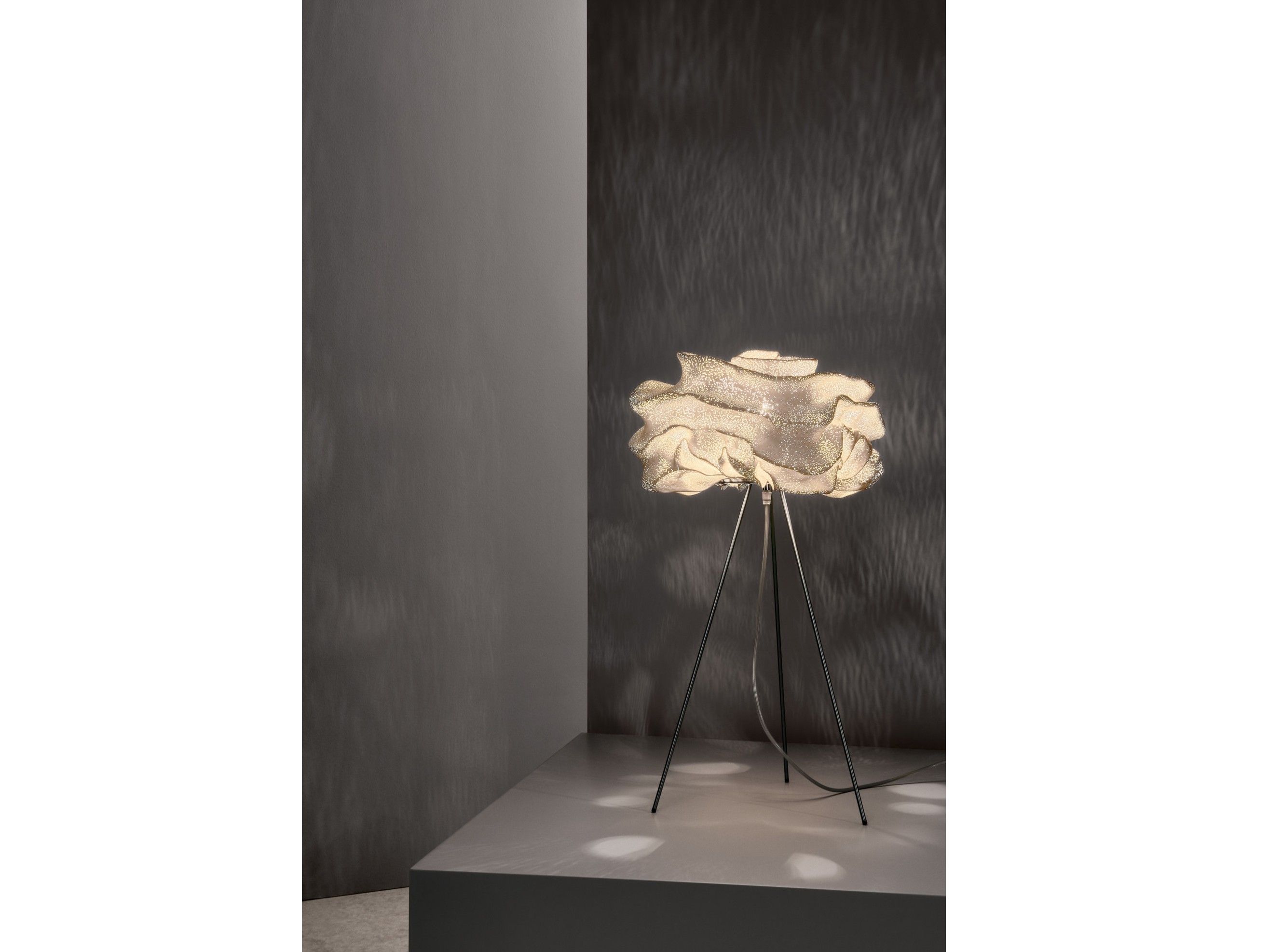 Светодиодная настольная лампа из нержавеющей стали A-Emotional Light Nevo ARCH-00137454 - Вид №2