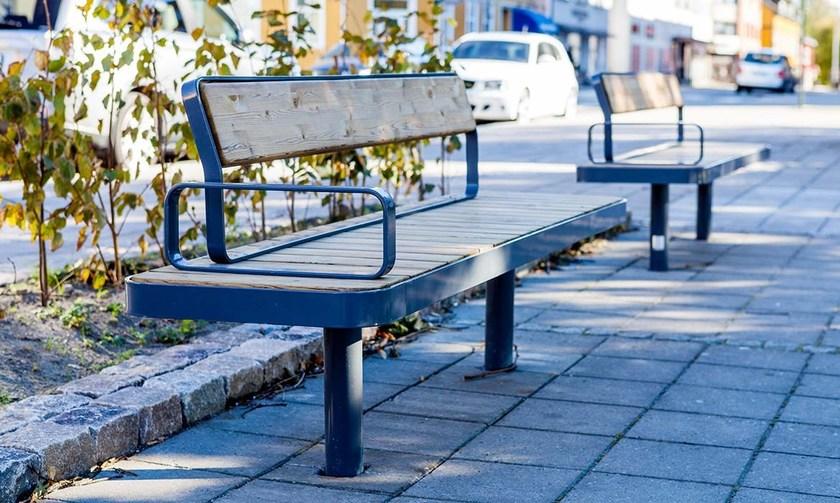 VESTRE Скамья из стали и дерева в современном стиле с подлокотниками и спинкой Forum sun-id-1388394 - Вид №1