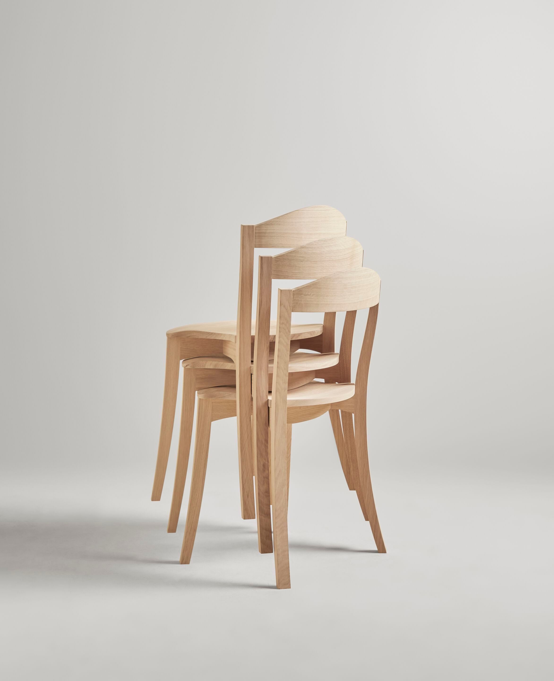 Штабелируемый стул из дуба ALKI Bibolina ARCH-00090673 - Вид №1