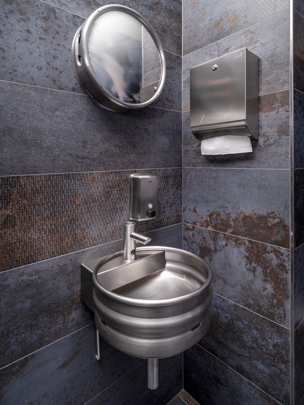 93774 Нержавеющий KEG умывальник на дoску SANELA  - Вид №2