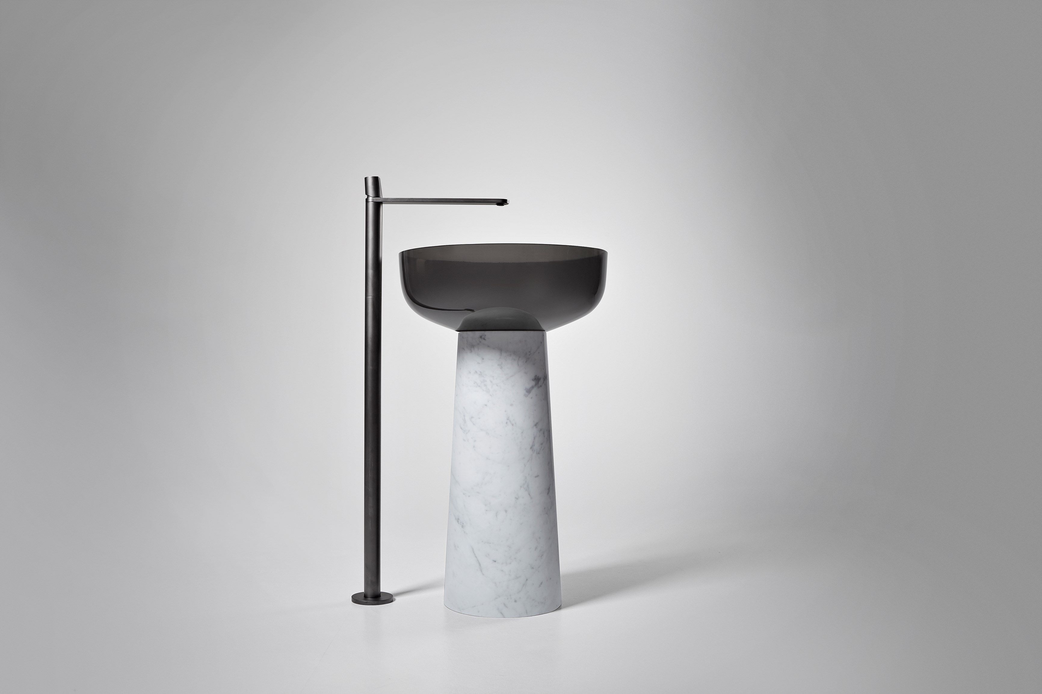 Каррарский мрамор отдельно стоящий круглый умывальник Antoniolupi ALBUME10 + ALBUME21 ARCH-00067725 - Вид №3