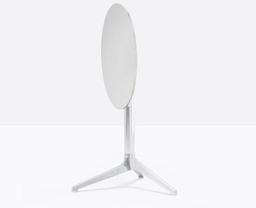 Pedrali Штабелируемый алюминиевый стол с откидной крышкой Ypsilon 4790 - Вид №1