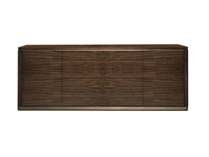 Деревянный шкаф с распашными дверцами и ящиками