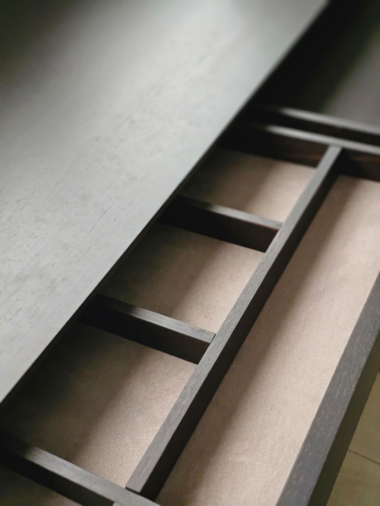 Шкаф из дерева и стекла с распашными дверями и встроенным освещением Hurtado Evolution ARCH-00085888 - Вид №13