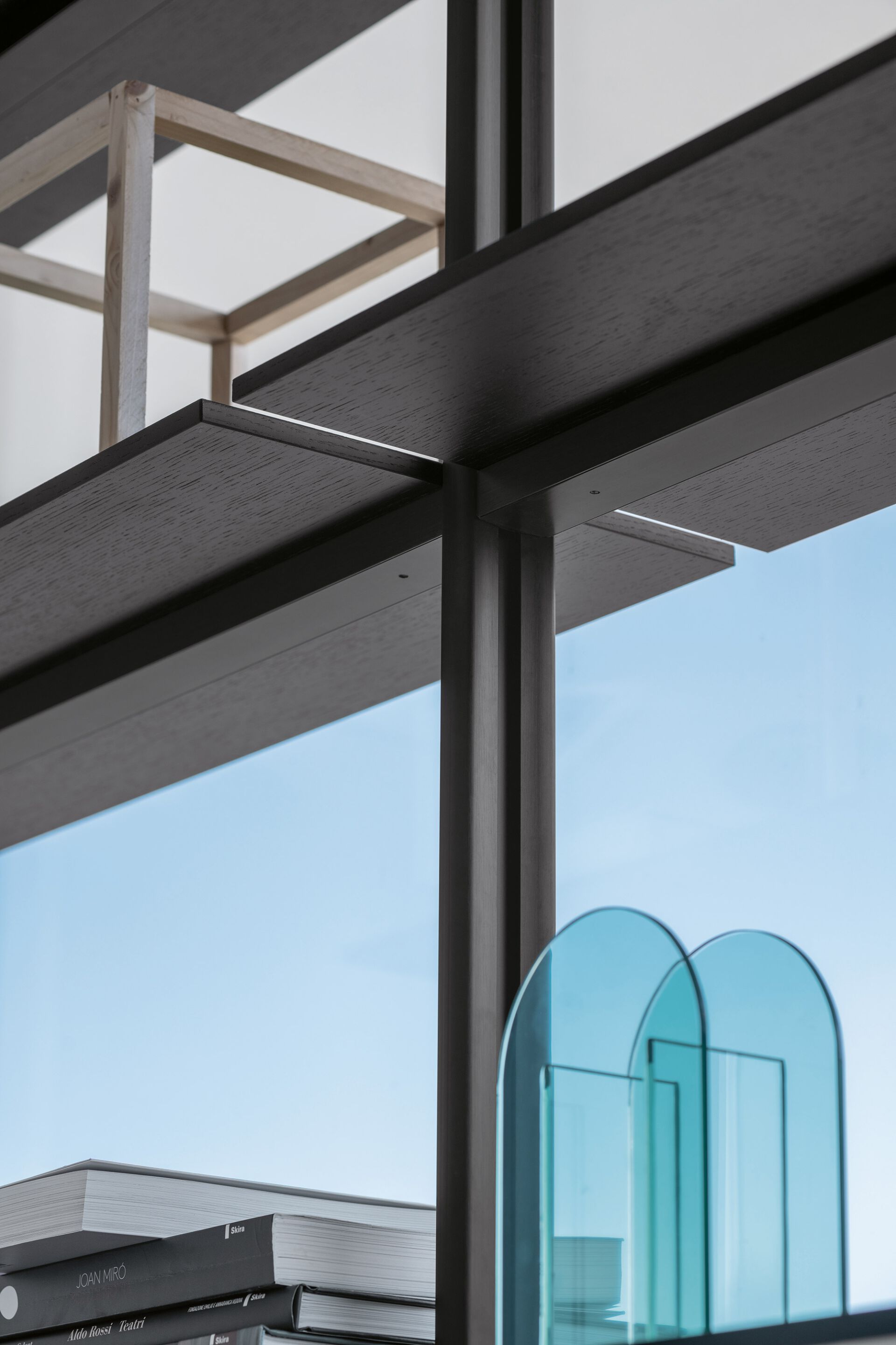 Книжный шкаф с креплением пол-потолок Kristalia Avenue ARCH-00081694 - Вид №5