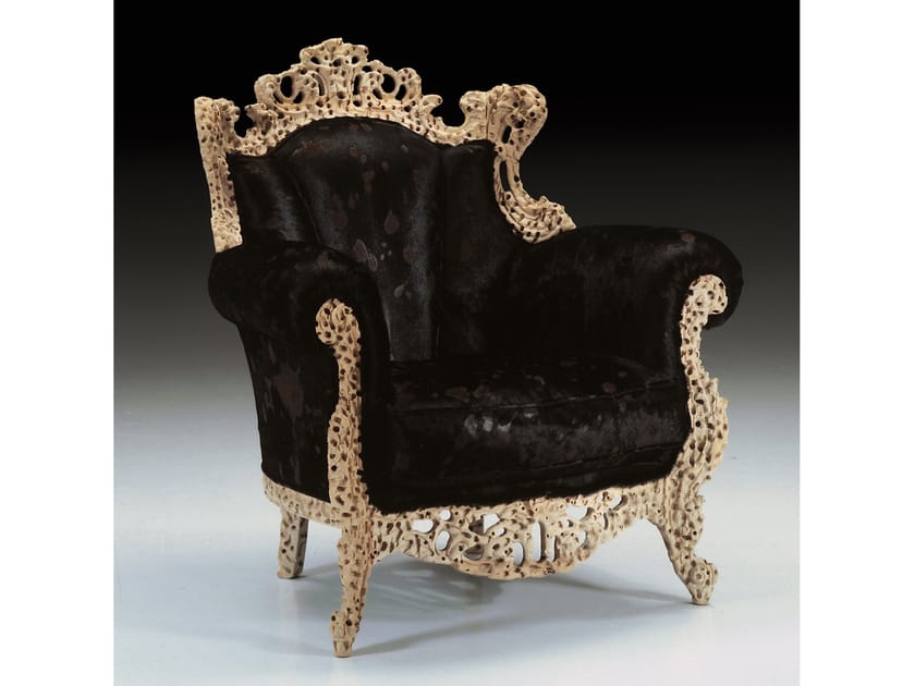 Бархатное кресло с подлокотниками Mirabili Mirabili Arte D'Abitare ARCH-00102814