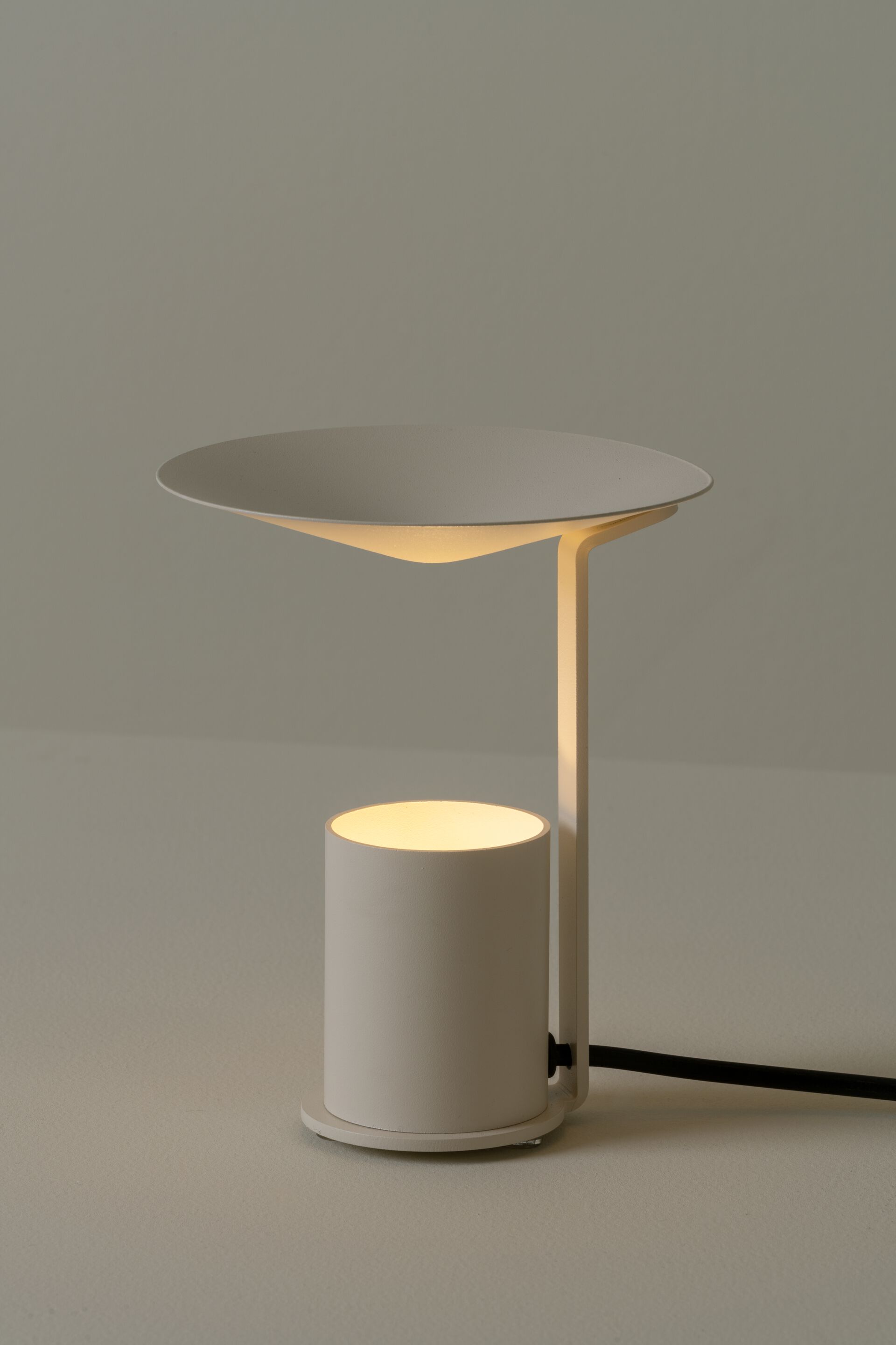 Алюминиевая настольная лампа Milan Iluminacion MOKKA ARCH-00053480 - Вид №6