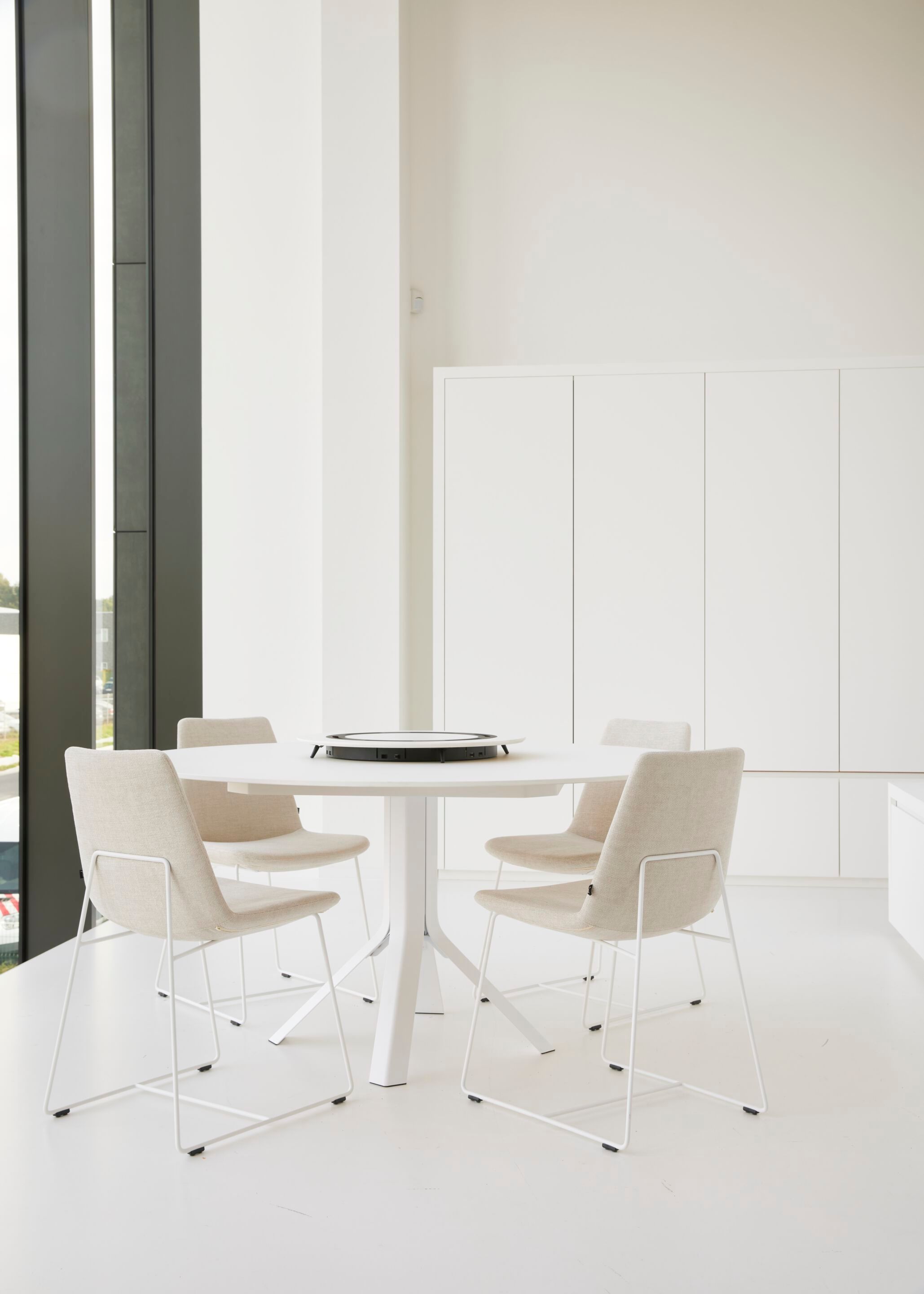 Круглый стол в Xeramica Joli ARCH-00096416 - Вид №1