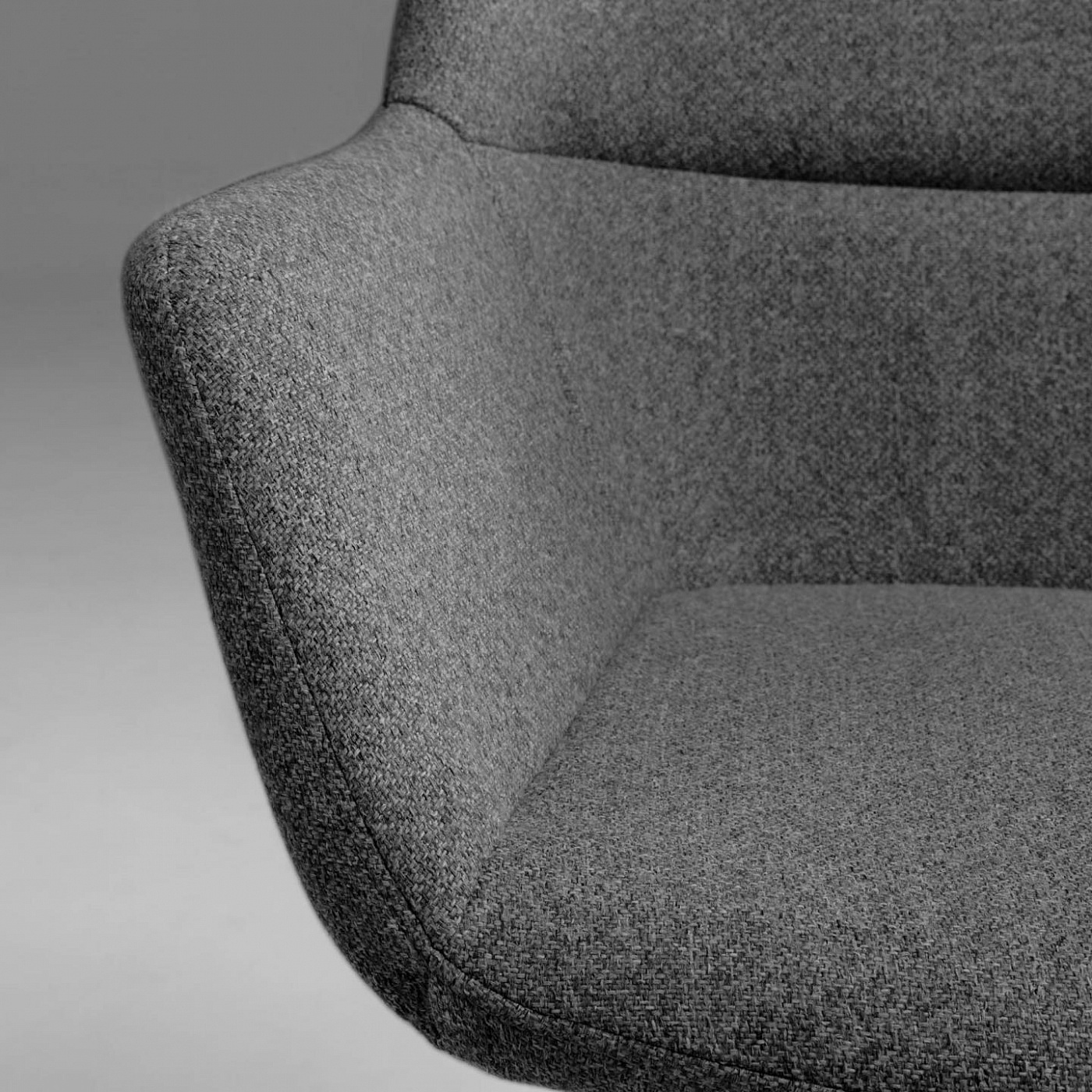 086208 Темно-серое кресло La Forma Nadya  - Вид №1