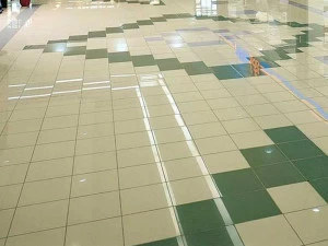 MARAZZI Противоскользящая плитка для стен / пола из керамогранита Sistemt