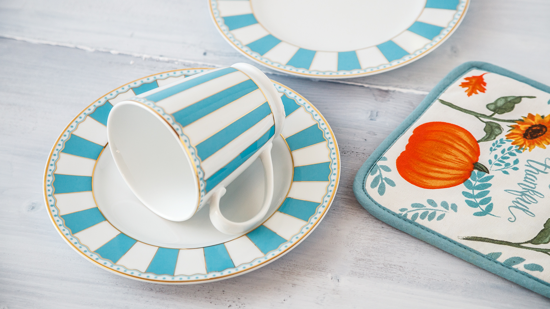 10613882 Noritake Набор тарелок десертных Noritake "Карнавал" 21см (голубая полоска), 2шт, п/к Фарфор  - Вид №5