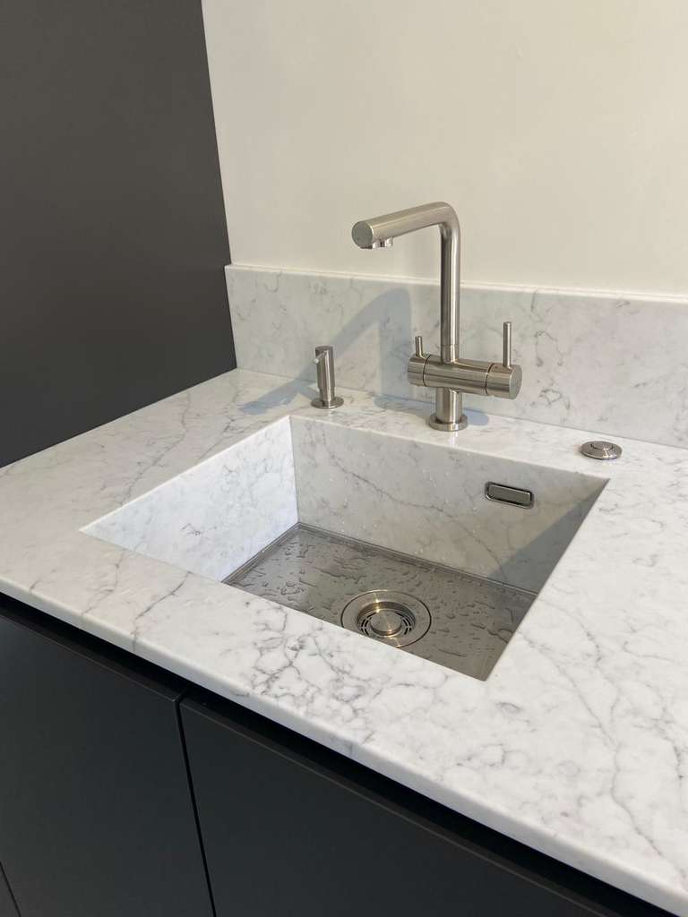 Кухонная мойка Kasen 53-26 INT LG OMOIKIRI 4993790 - Вид №4