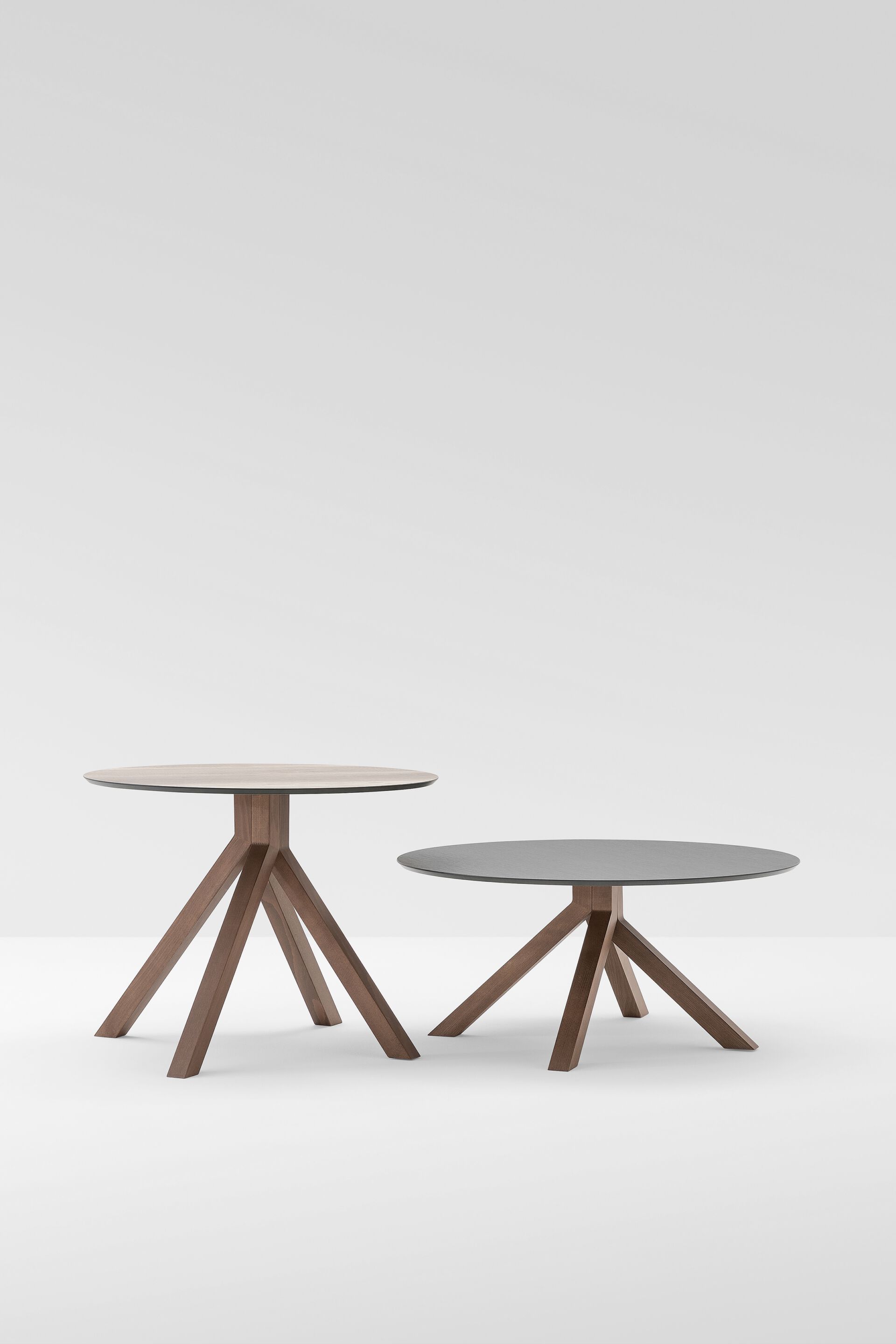 Круглый стол со стальной рамой Billiani Grapevine ARCH-00082495 - Вид №1