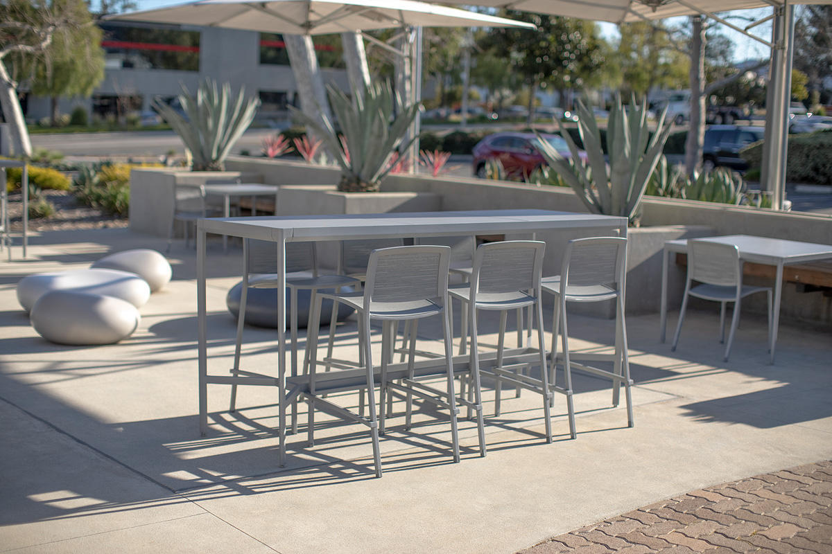 FSRT125 Барный стол Avivo  Forms-surfaces  - Вид №4