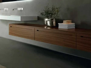 RIFRA Низкая подвесная тумба для ванной из орехового дерева Zero bagno