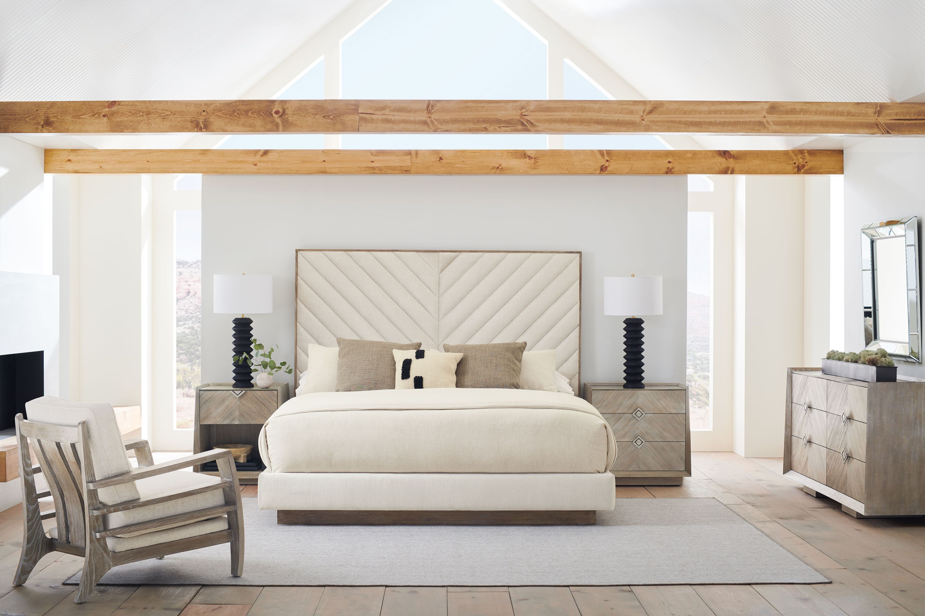 Двуспальная кровать с мягкой тканью Caracole MEET U IN THE MIDDLE ARCH-00124017 - Вид №3