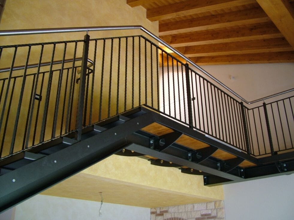 Лестница из металла и дерева Crestani 2000 ARMONIA ARCH-00009850