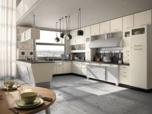 Marchi Cucine Лаковая оборудованная кухня с полуостровом Saint louis