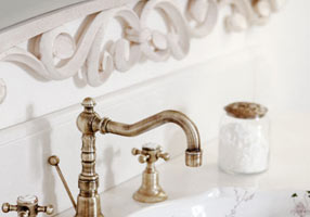 Gentry Home Адель Mirror hand carved wood frame Пыльно-белый GH103014  - Вид №1