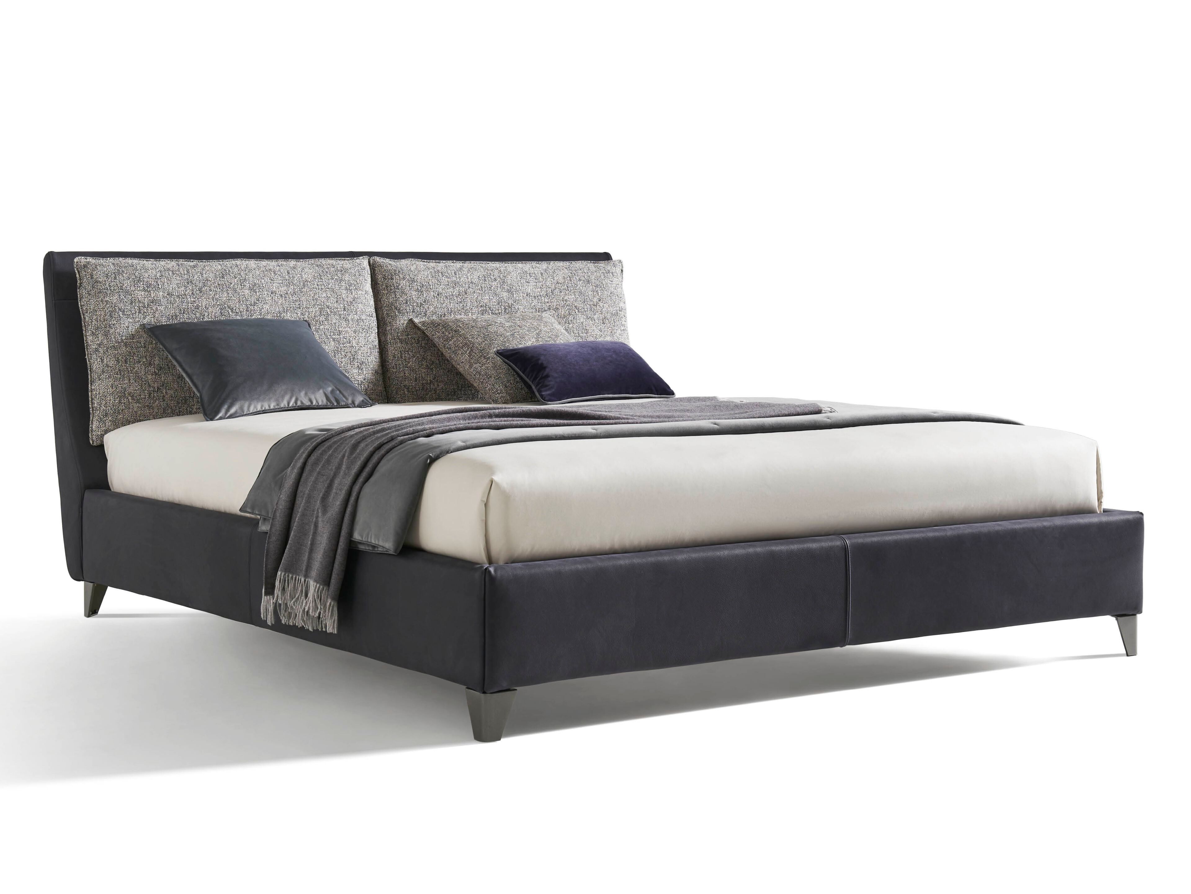 Кожаная двуспальная кровать с мягким изголовьем Twils пентхаус ARCH-00118007