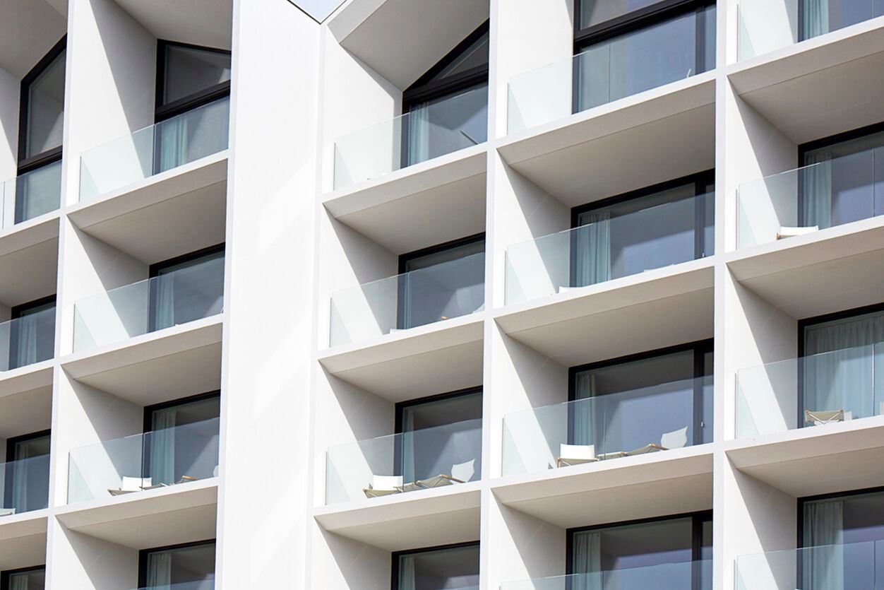 Стеклянный парапет для окон и балконов ALUVETRO система балюстрады GARDA ARCH-00032525 - Вид №3