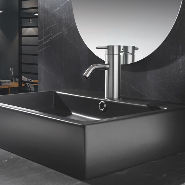 ONE001L Смеситель для раковины Linki ONE, Глянцевая сталь - Вид №1