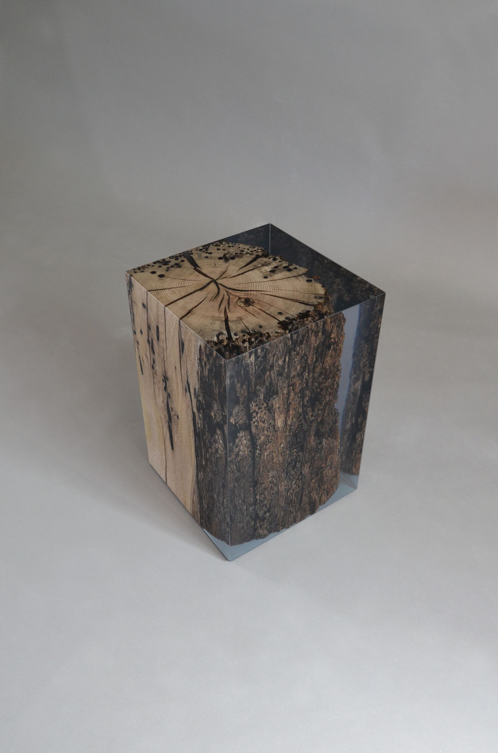 Табурет / журнальный столик из дуба и смолы alcarol Bricola ARCH-00047970 - Вид №12