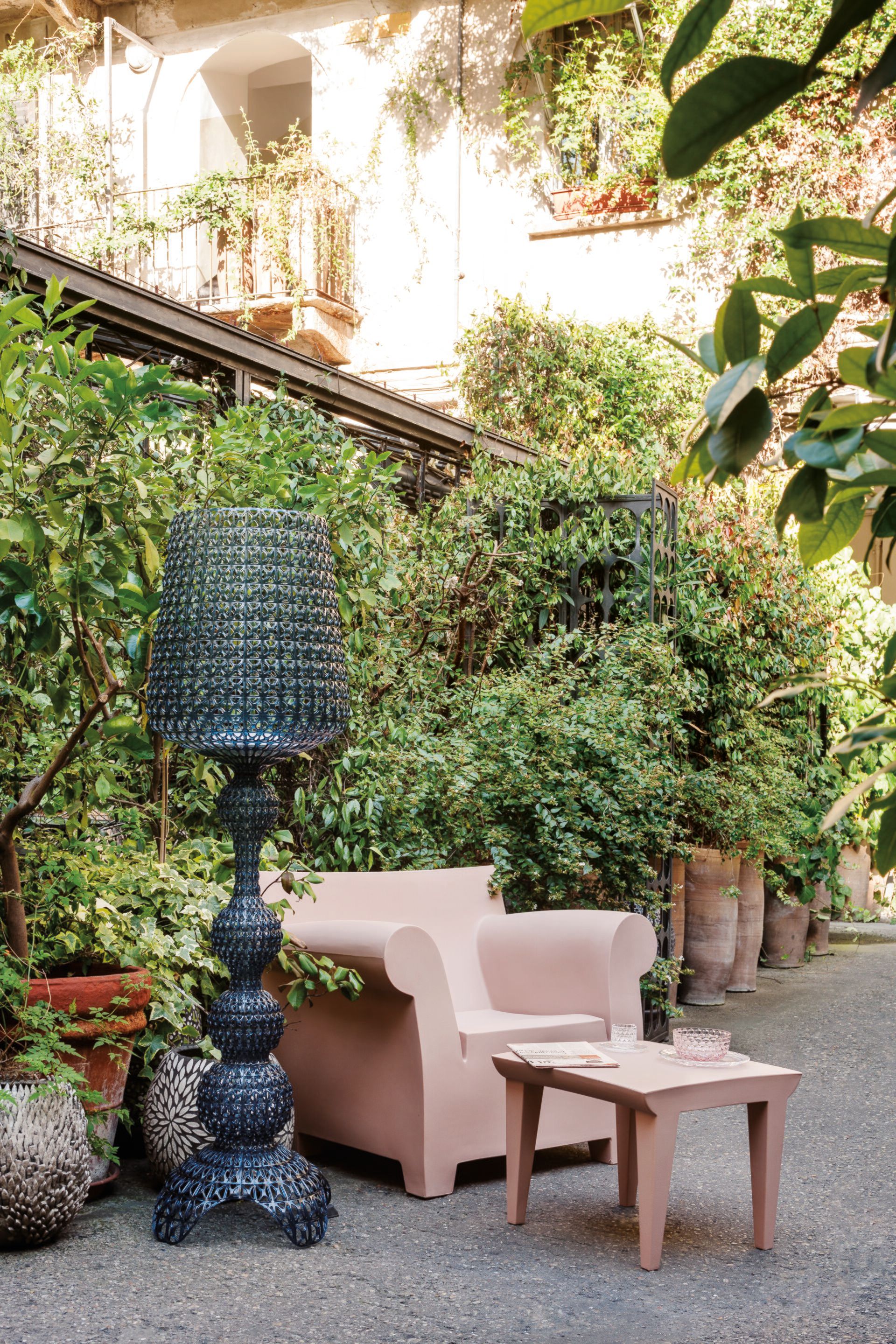 Квадратный садовый стол из полиэтилена Kartell Bubble ARCH-00089617 - Вид №7