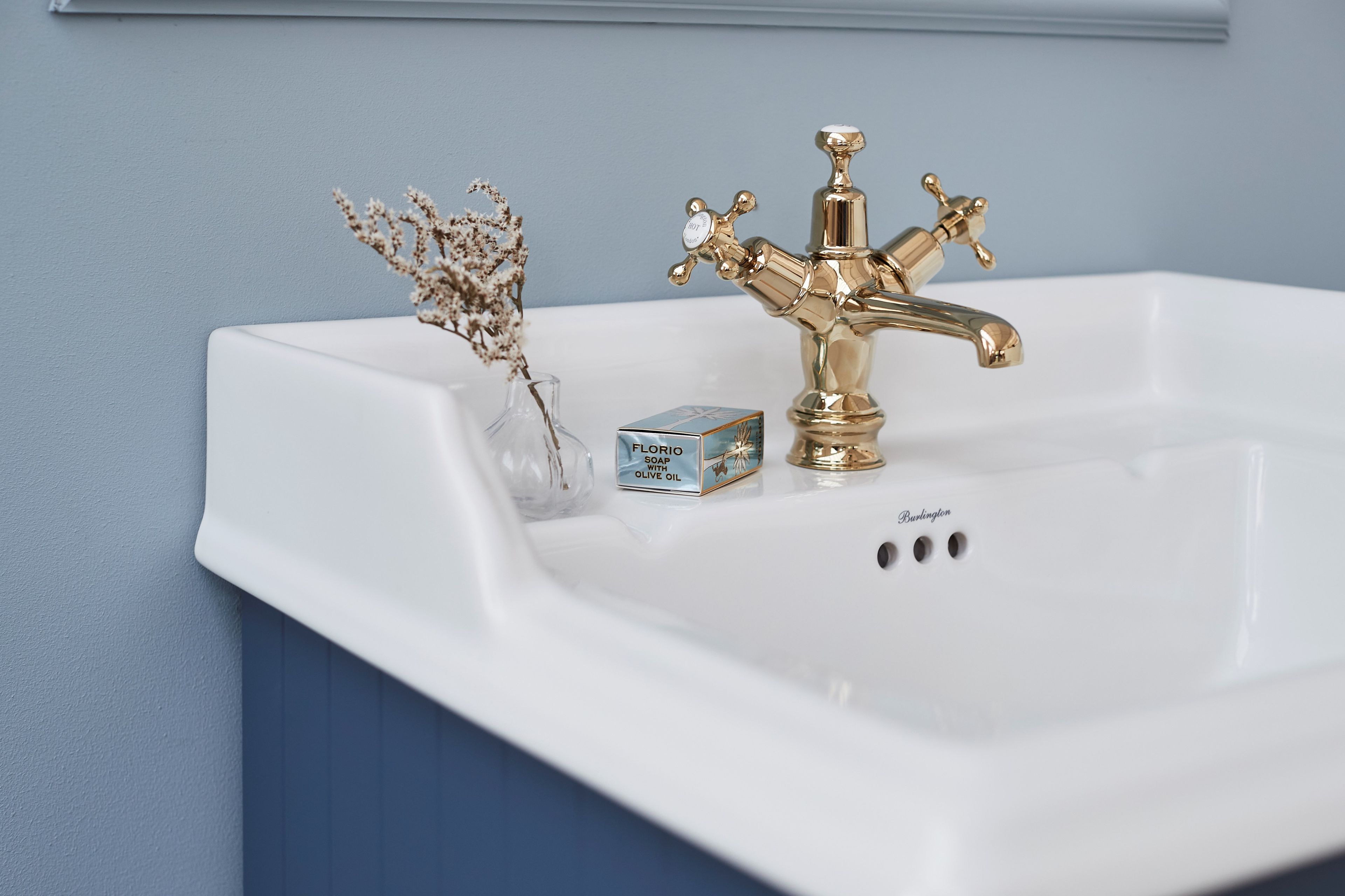 Деревянный напольный умывальник с дверцами Burlington Классическая ARCH-00022690 - Вид №13