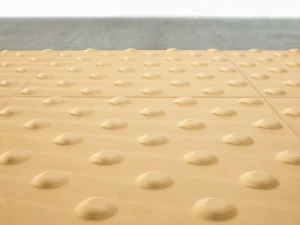 Ceramiche Caesar Тактильный пол из керамогранита