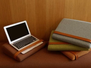 Marine Peyre Editions Подушка для ноутбука из переработанной ткани Gabriel®