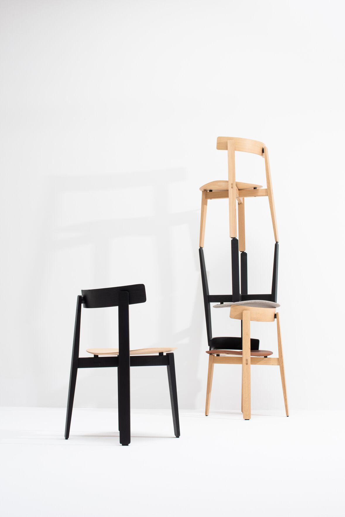 Мягкое кожаное кресло с открытой спинкой Gazzda ARCH-00112295 - Вид №4