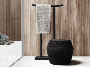 Мебель для ванной комнаты из дуба и хрусталя